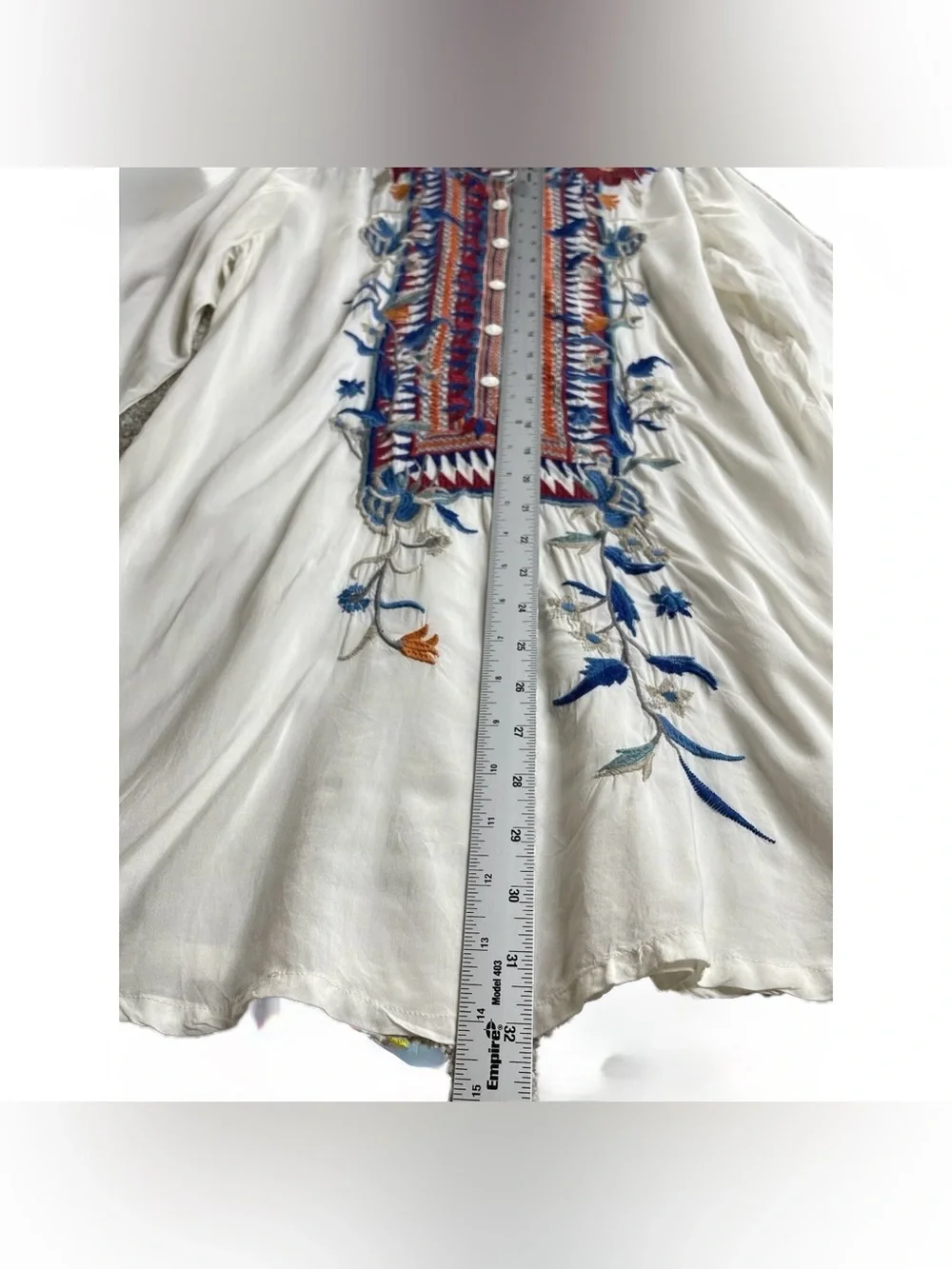 Johnny Was White Tunic with Blue & Burgundy Embroidery. Size Large. - Picture 3 of 8